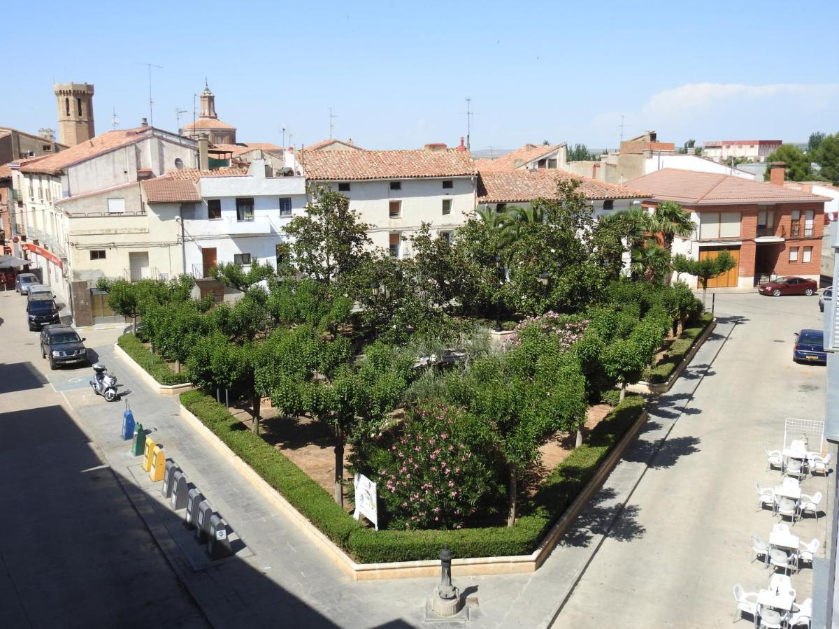 Hostal Meson De Paco Cariñena Eksteriør billede